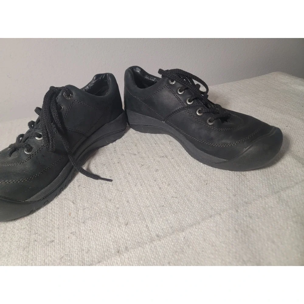 Keen Austin Shoes Men's US 9 Black Leather Oxford Hiking Hybrid Low Top Sneaker